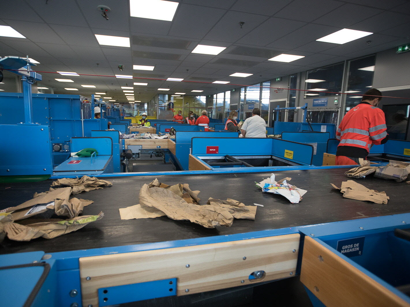 VISITE DU CENTRE DE TRI
